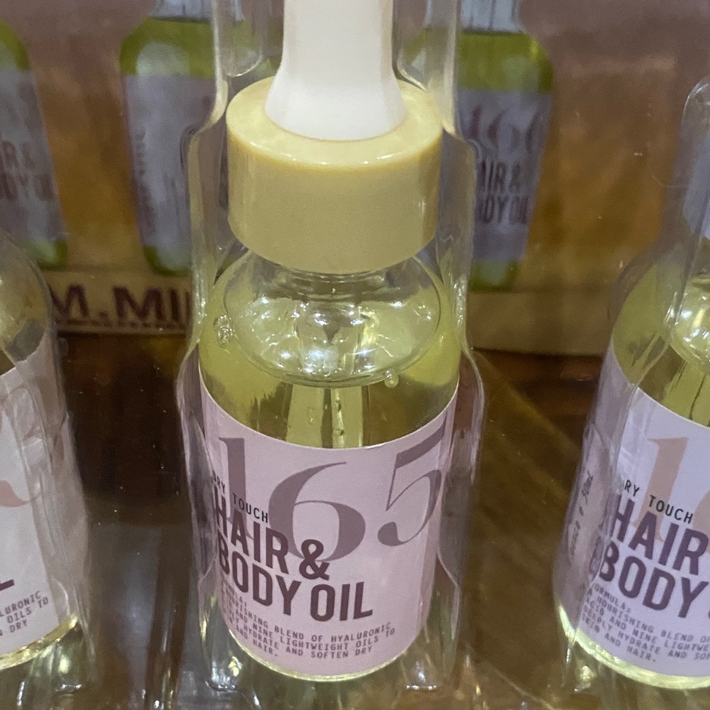The Viral Gourmands 4-Piece Hair & Body Oil Set - Picture 4 of 11